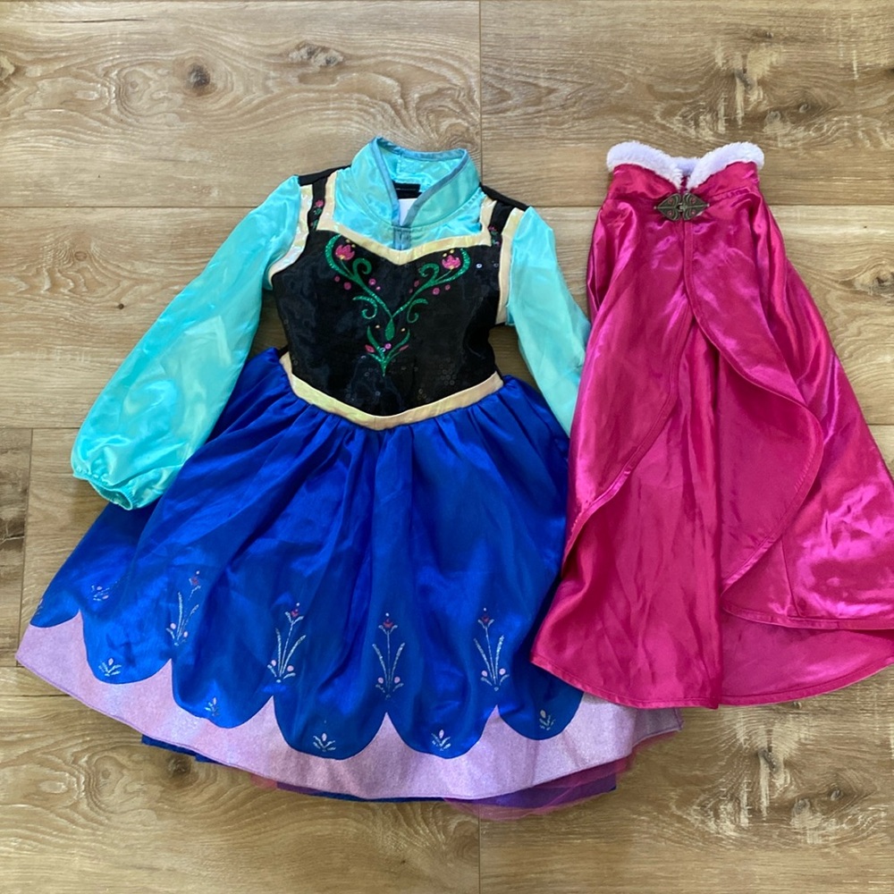 Anna-Inspired Girls' Blue and Teal Princess Costume with Magenta Cape